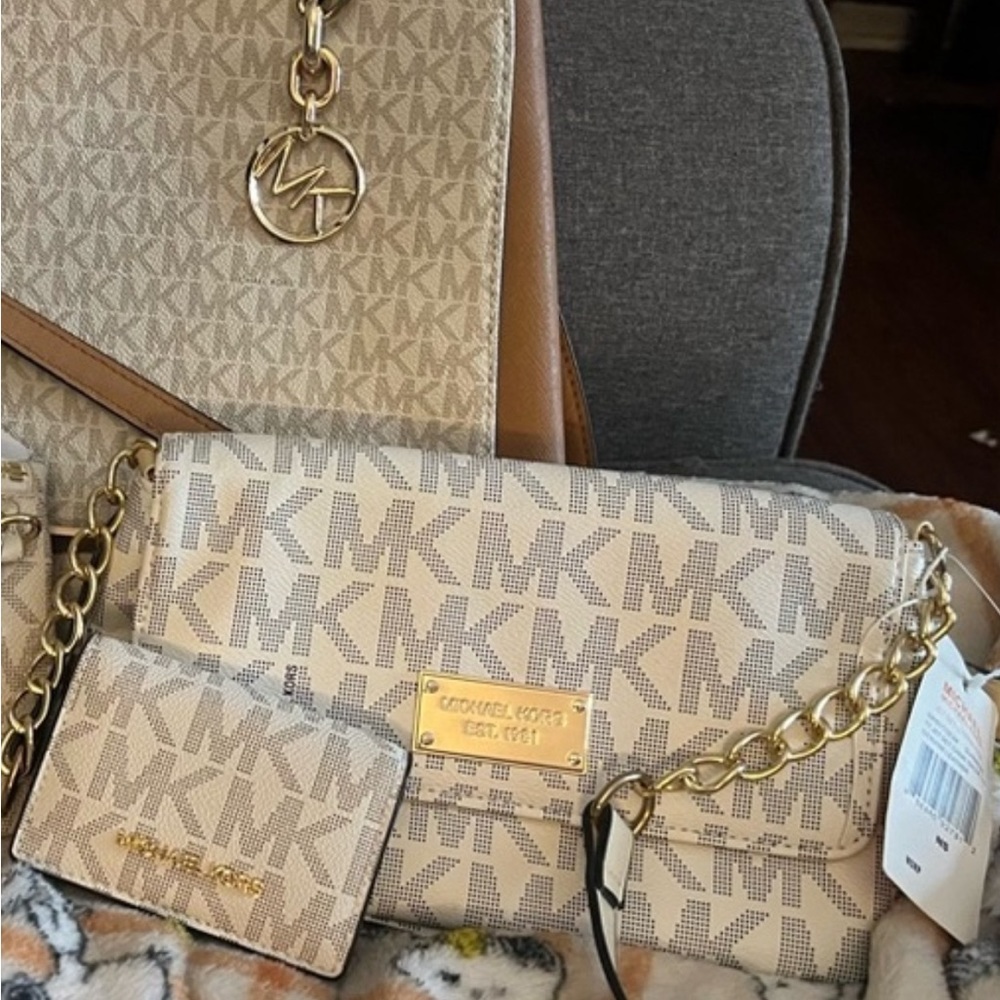 ๐ฅ๐๐๐ฅMichael Kors Vanilla Collection - Picture 4 of 4